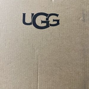 UGG Fluff yeah slide